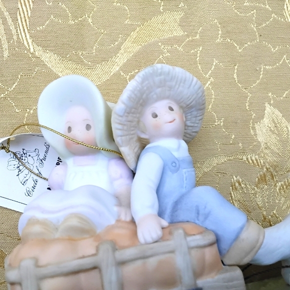 Fall’s Bounty" Figurine - 1993, HOMCO Circle of Friends by Masterpiece - Picture 5 of 10